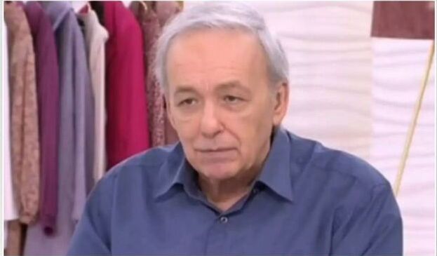 Ανδρέας-Μικρούτσικος:Στο-πλευρό-του-η-σύντροφος-του-και-ο-γιος-του-Στέργιος.Δεν-μπορούν-να…