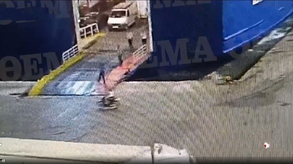 Τραγωδία-στον-Πειραιά:-Άνθρωπος-της-βιοπάλης-ο-άτυχος-Αντώνης-που-βρήκε-τραγικό-θάνατο-–-Η-μοιραία-σπρωξιάέκοψε-το-νήμα-της-ζωής-του