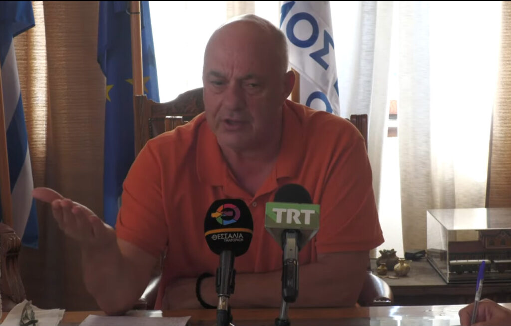 Απίστευτο-ξέσπασμα-του-Αχιλλέα-Μπέου-σε-δημοσιογράφους-–-«Γιατί,-μήπως-κάνεις-μπάνιο;-Τι-σε-νοιάζει-εσένα,-μ@@@@;»