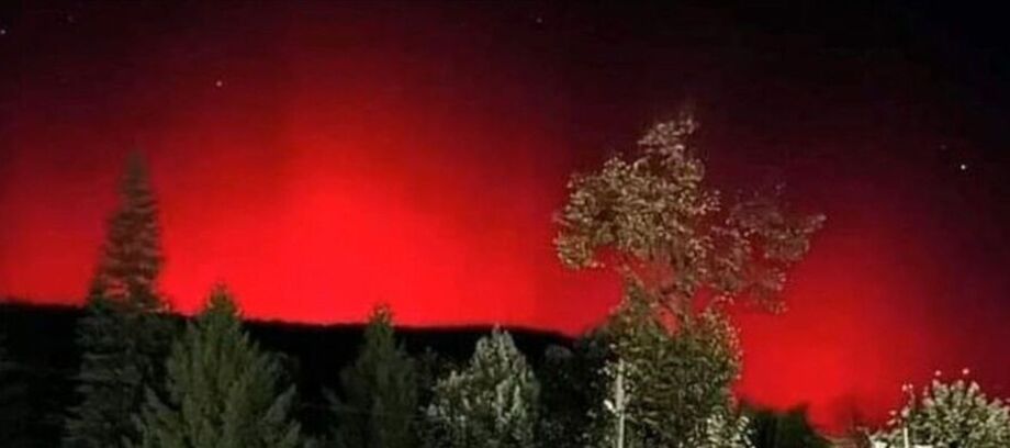 Βόρειο-Σέλας:-Πότε-εμφανίστηκε-ξανά-στην-Ελλάδα,-πώς-δημιουργείται-και-ποιους-κινδύνους-κρύβει