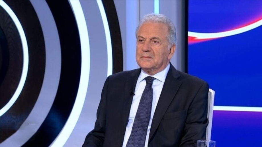 Δημήτρης-Αβραμόπουλος:-Τίτλοι-τέλους-μετά-από-30-χρόνια-γάμου;