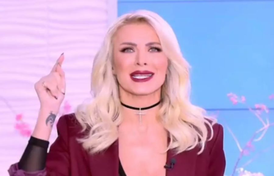 Έκρηξη-στον-“αέρα”-της-Κατερίνας-Καινούργιου:-«Τι-κάνω-εγώ-εδώ-πέρα;…»