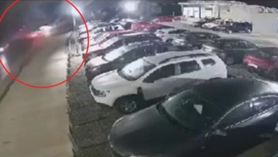 Μέγαρα:-Θλιβερό-τροχαίο-δυστύχημα-–-Η-σοκαριστική-στιγμή-της-σύγκρουσης