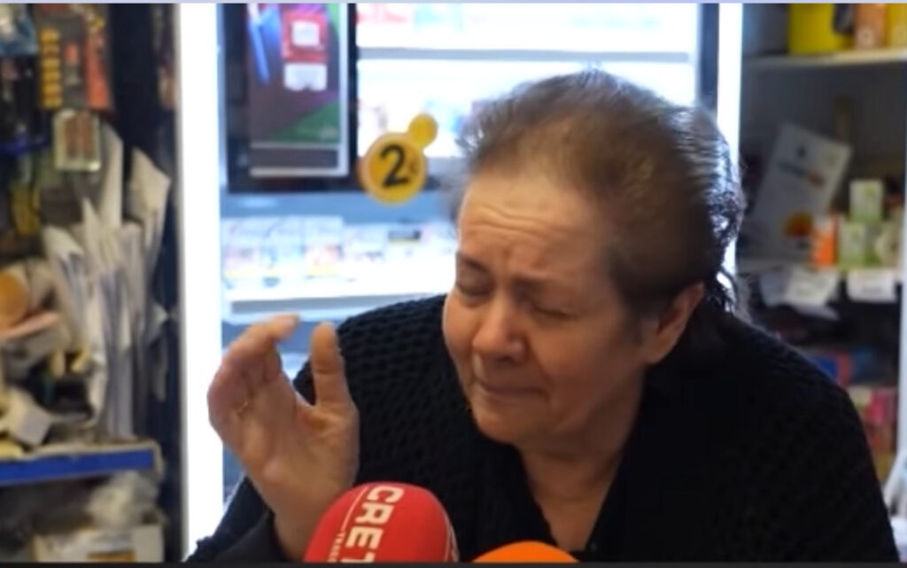 Τροχαίο-στη-Βούλα:-Σκηνές-αρχαίας-τραγωδίας-στην-Κρήτη-για-τον-χαμό-της-Διονυσίας-–-Ντύθηκε-στα-μαύρα-το-χωριό-της