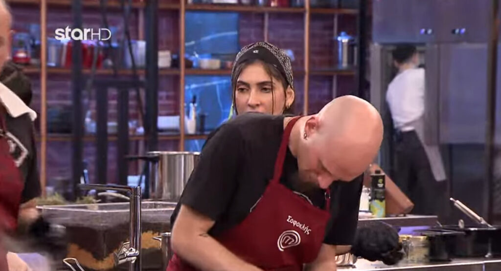 masterchef:-Η-ομαδική-δοκιμασία,-η-σάλτσα-στο-πάτωμα-και-οι-λειψές-μερίδες