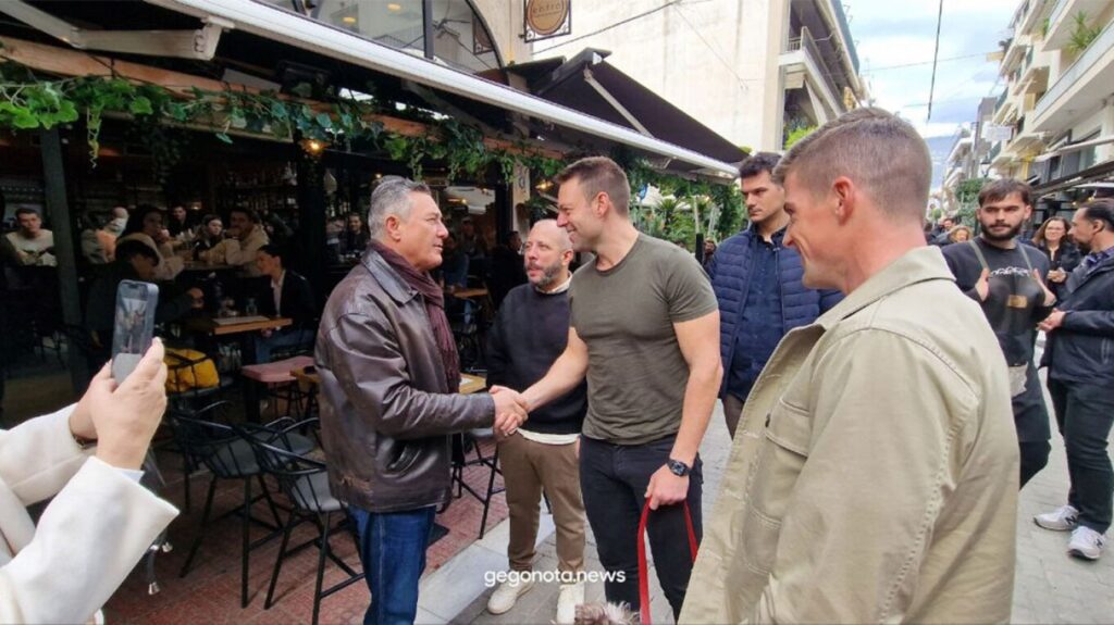 Στέφανος-Κασσελάκης:-Η-βόλτα-στον-Βόλο-και-τα-“γαλλικά”-για-τον-Μπέο-–-“Τον-έχω-χ@@@@@-τελείως
