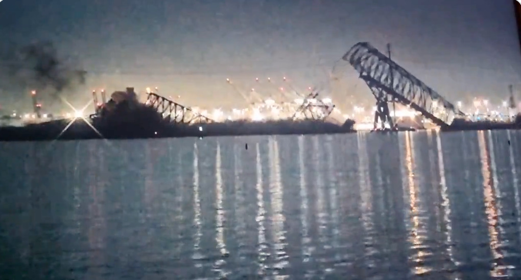 Σοκ-στη-Βαλτιμόρη:-Κατέρρευσε-η-γέφυρα-key-bridge-–-Έπεσε-επάνω-της-μεγάλο-πλοίο