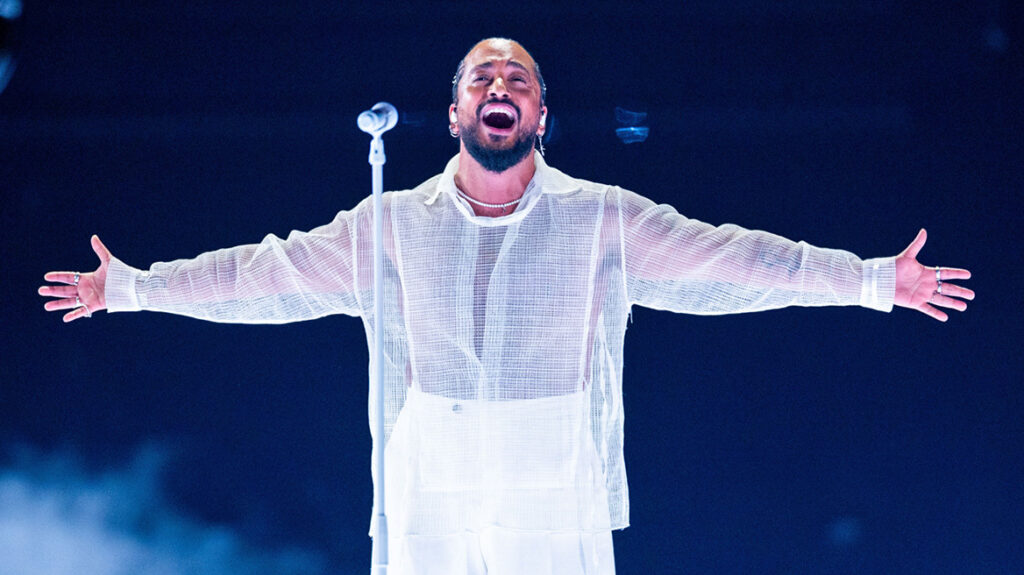 eurovision-2024:-Γιατί-όλοι-συζητάνε-τον-Γάλλο-τραγουδιστή-slimane-–-Ποια-είναι-η-πορεία-του-34χρονου-που-αγαπήθηκε-από-το-κοινό