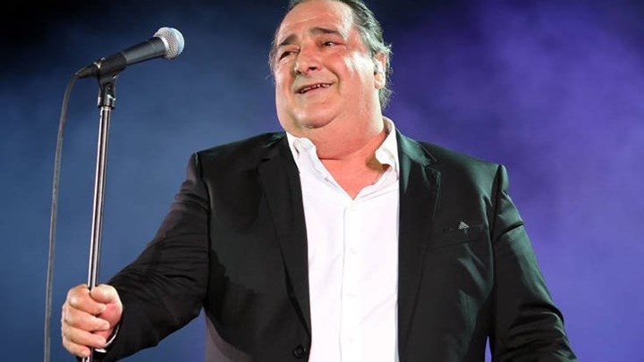 Βασίλης-Καρράς:-Στη-δημοσιότητα-η-διαθήκη-του-–-Τα-δύο-άτομα-που-κληρονομούν-την-αμύθητη-περιουσία-του
